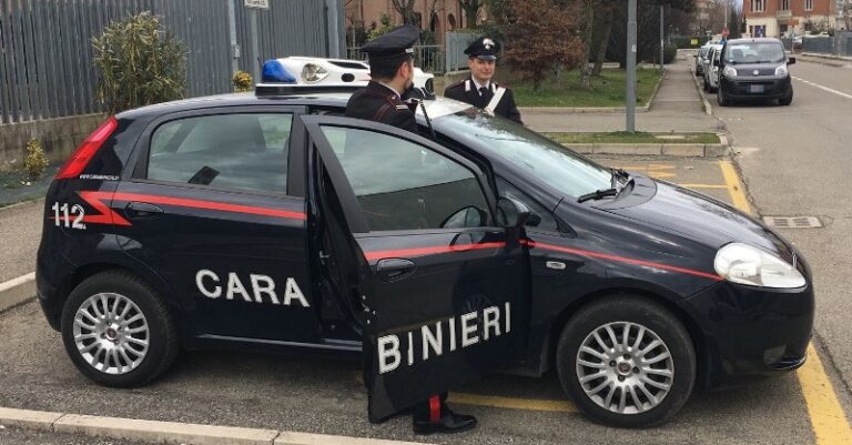 IMOLA: Tre italiani denunciati dai Carabinieri