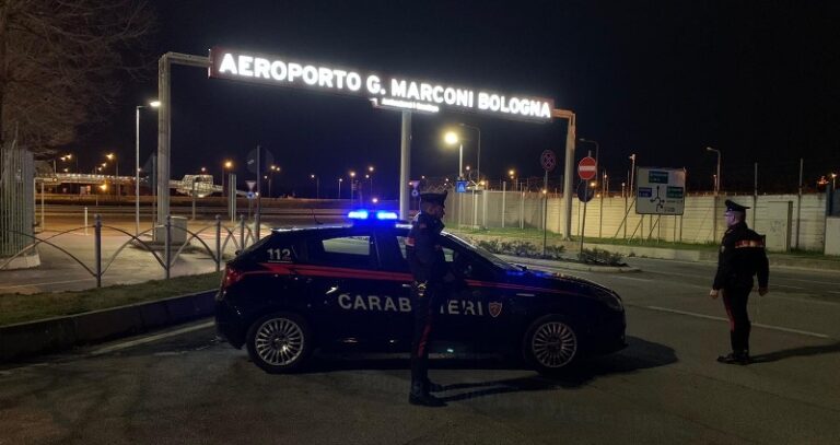 CARABINIERI BOLOGNA: Arresto di un “bancomattaro” e due denunciati per violazione sull’emergenza sanitaria