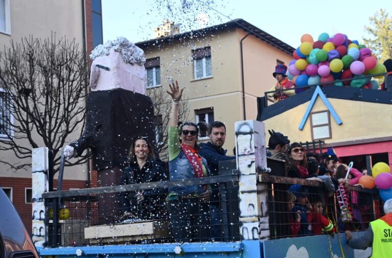 S.LAZZARO DI S. (BO) – Carnevale 2025: sabato 22 febbraio torna la sfilata dei carri