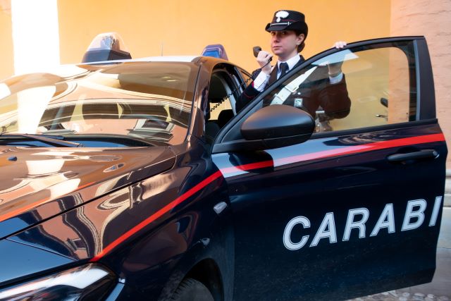 BAZZANO (BO): Commessa aggredita da un cliente sorpreso a rubare. Presunto responsabile arrestato dai carabinieri